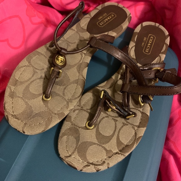 Coach Sandals - Picture 1 of 2